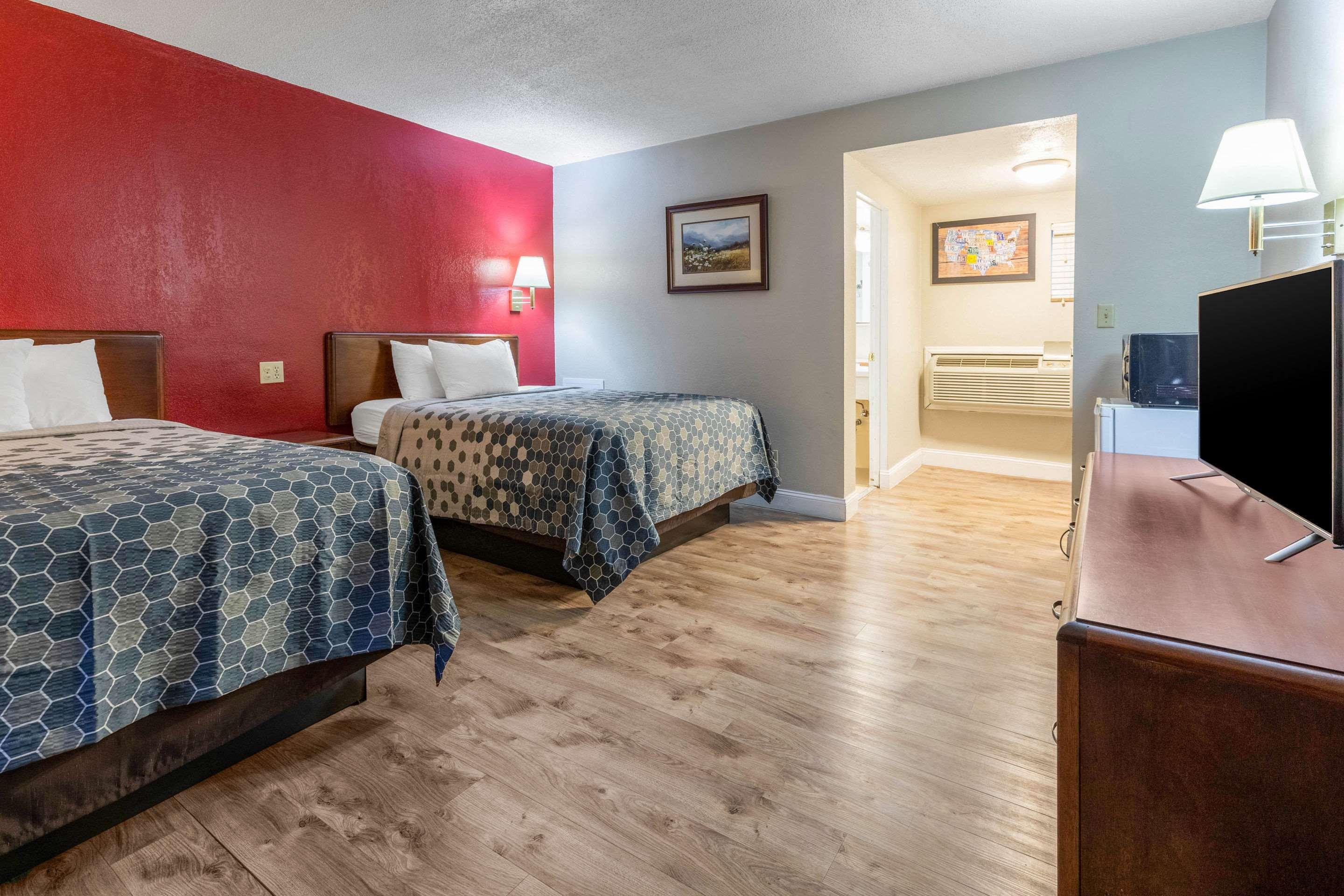Econo Lodge Inn & Suites On The River Gatlinburg Luaran gambar
