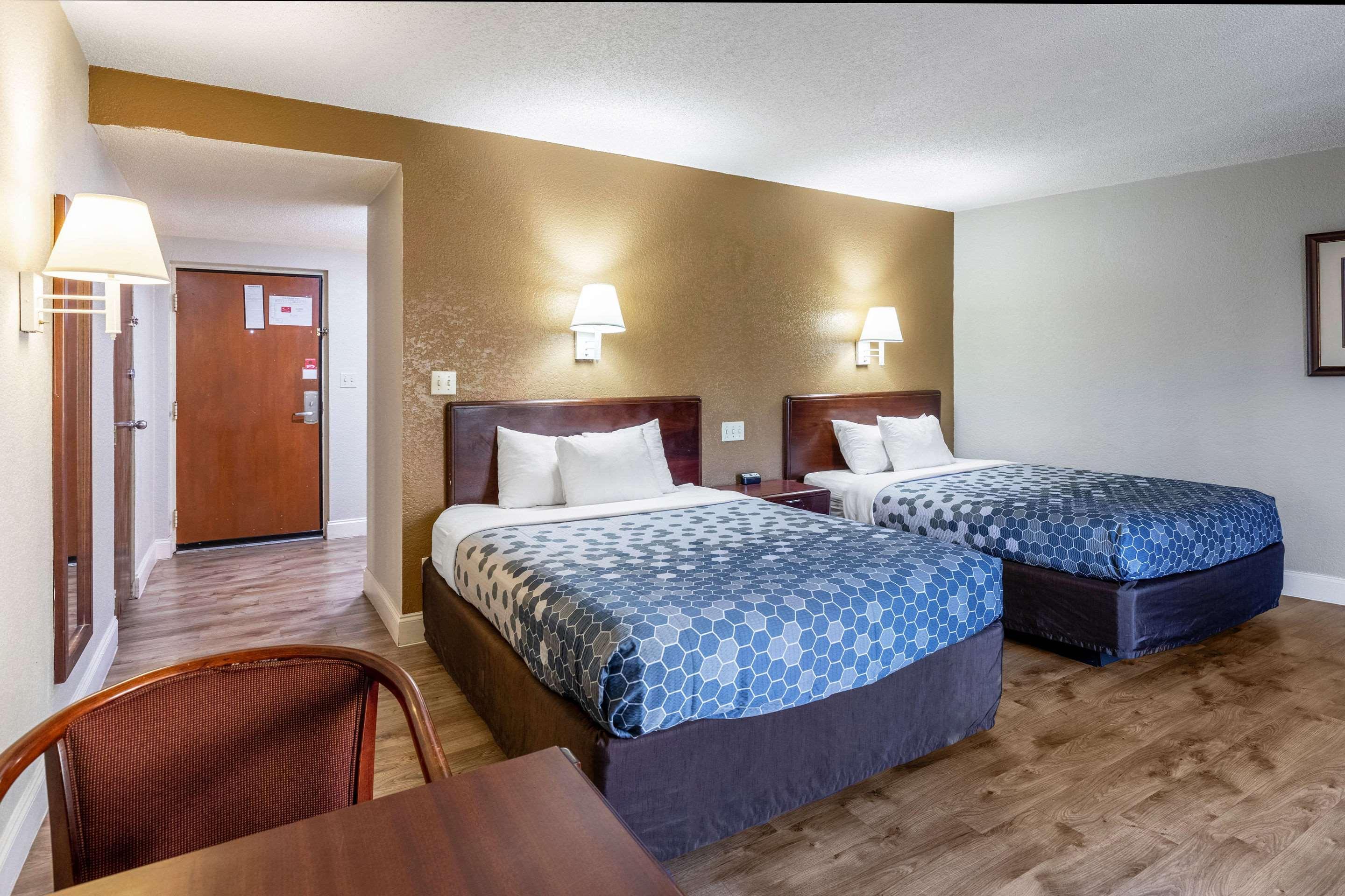 Econo Lodge Inn & Suites On The River Gatlinburg Luaran gambar