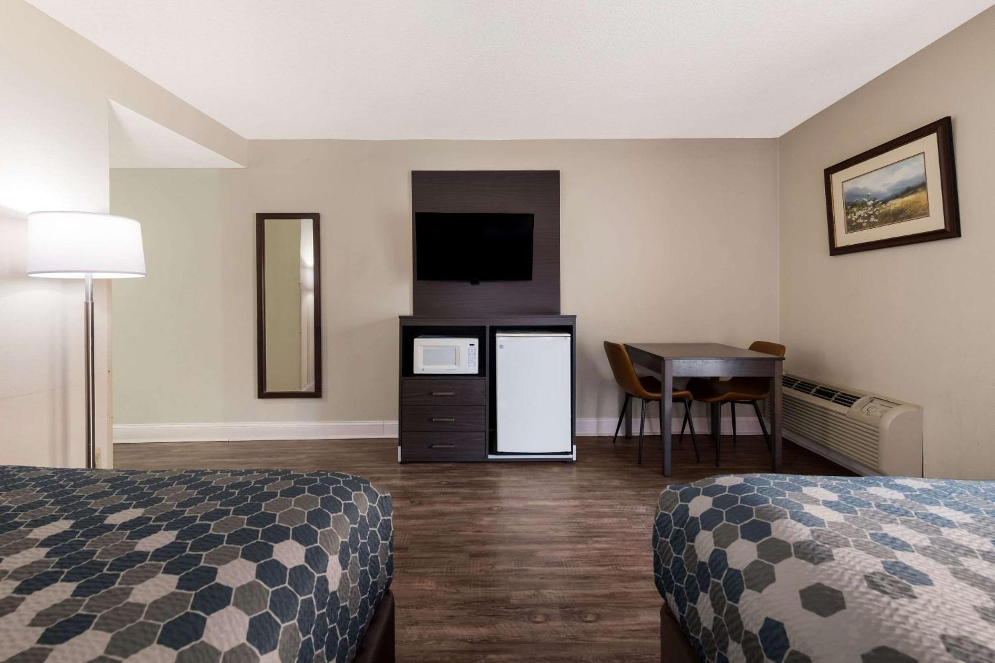 Econo Lodge Inn & Suites On The River Gatlinburg Luaran gambar